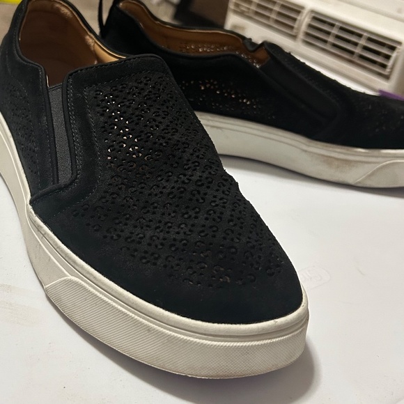 Vionic Kimmie Perf Slip on Sneaker - Picture 5 of 7
